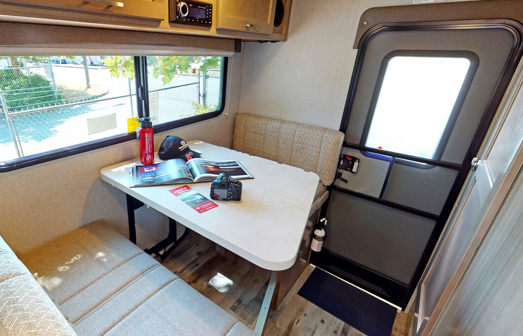 Truck Camper, , hi-res image number 9